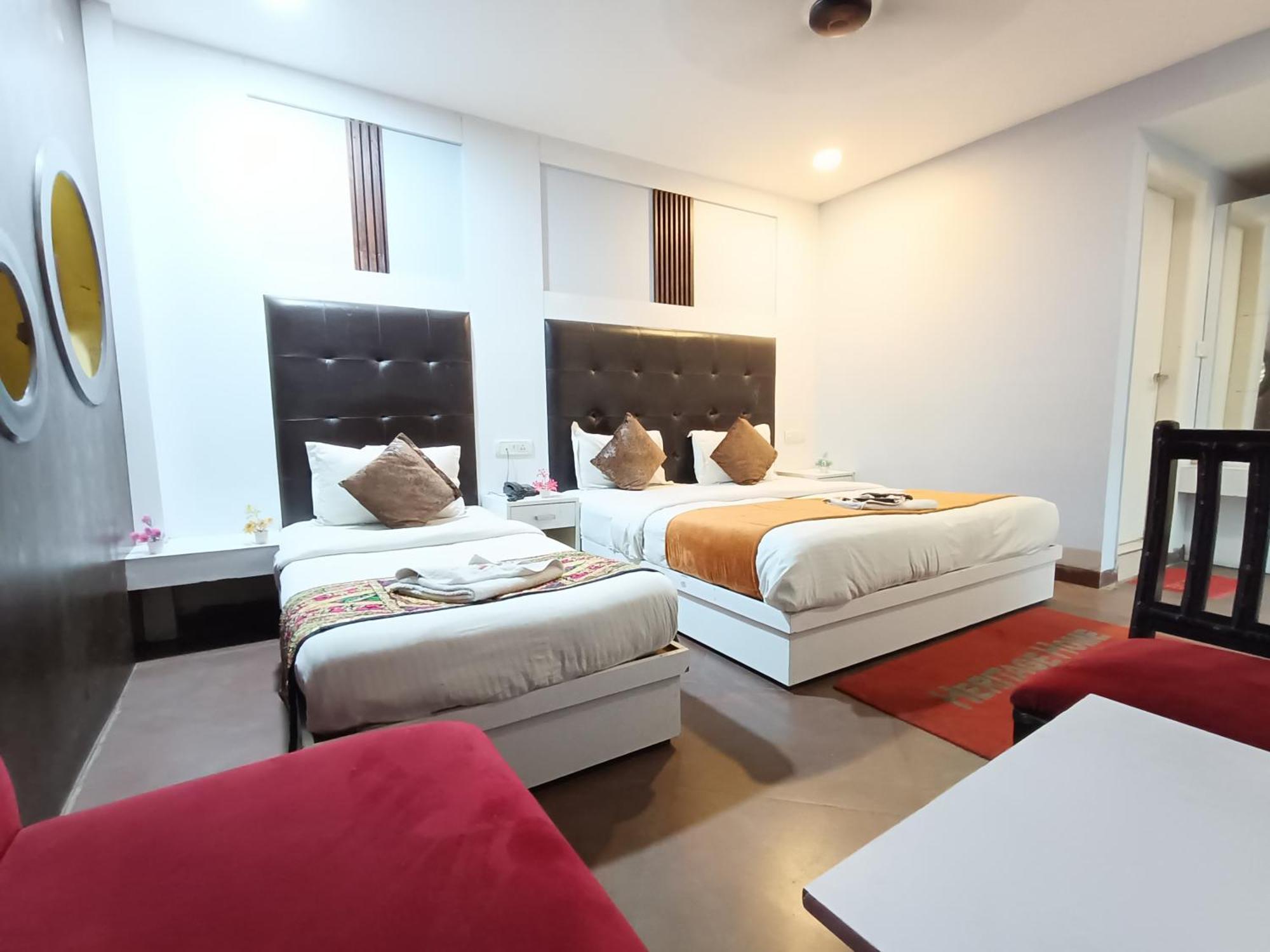 Hotel Heritage Home Walking 1 Minuit From R K Ashram Metro Station نيودلهي المظهر الخارجي الصورة