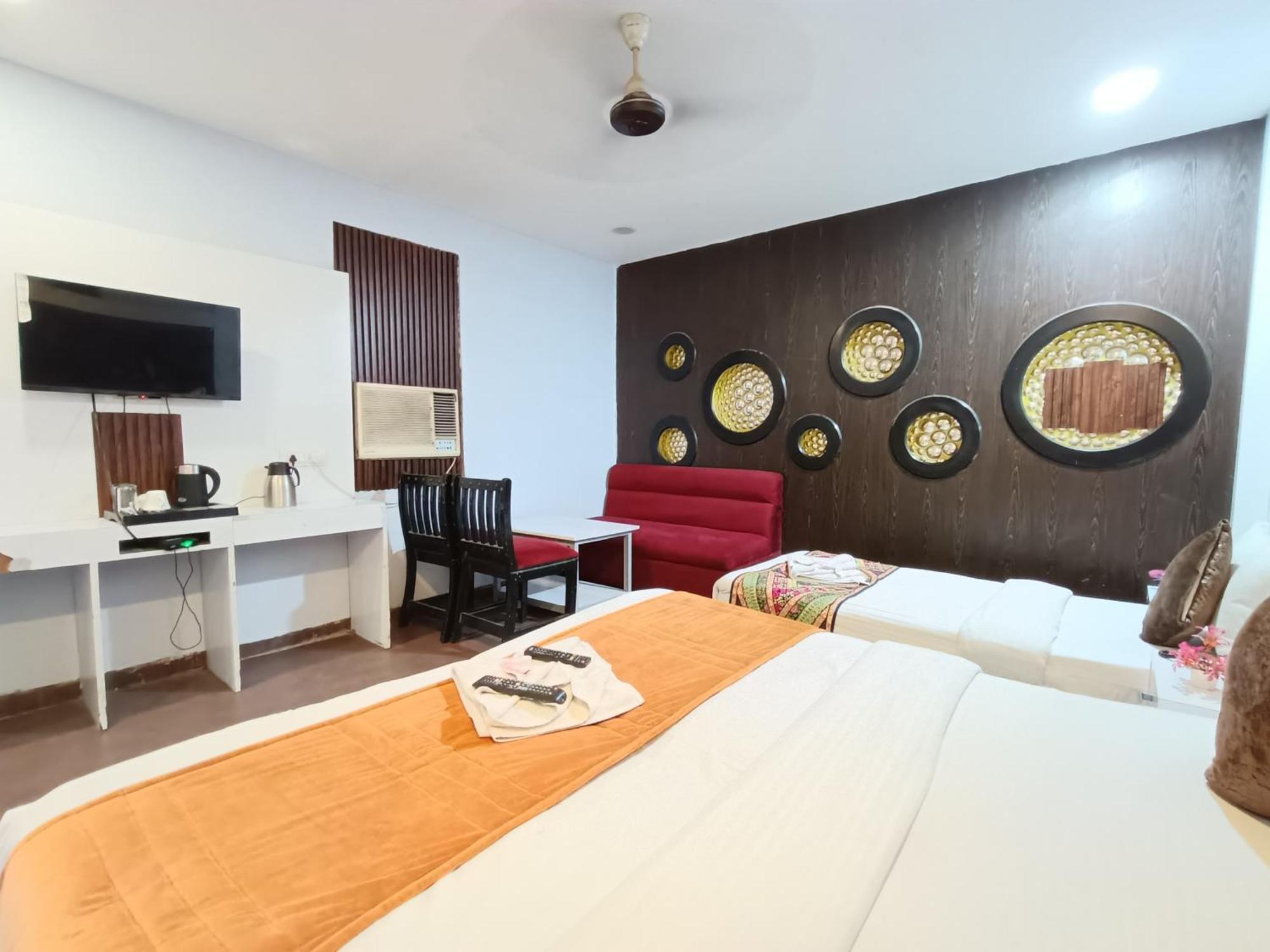 Hotel Heritage Home Walking 1 Minuit From R K Ashram Metro Station نيودلهي المظهر الخارجي الصورة